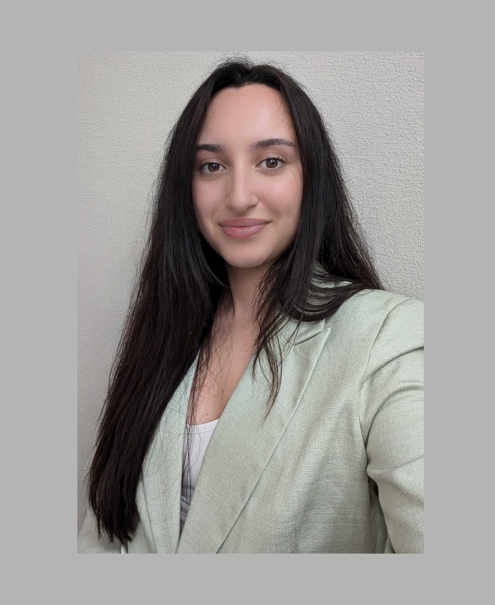 Frau Francesca Cariglino