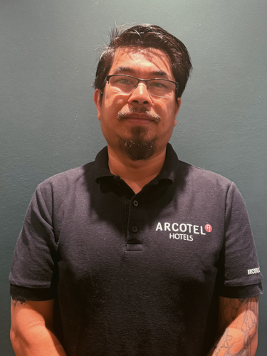 Herr Melvin Lopez